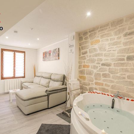 La Suite Neuvilloise Neuville-sur-Saône Zewnętrze zdjęcie